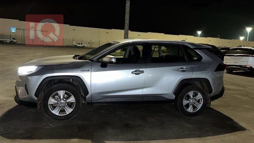 تويوتا راف 4